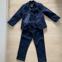 ネイビースーツ 3つボタン ベスト　シャツ　ネクタイ　蝶ネクタイ