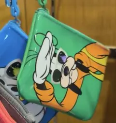 東京ディズニーリゾート ポーチ サングラス グーフィー