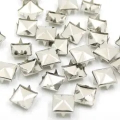 シルバーDIY衣類アクセサリ靴バッグ帽子等角4プロングスタッドスタッズ8mm