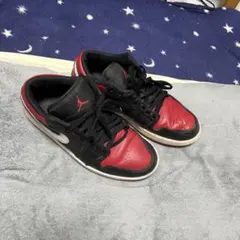 Nike Air Jordan 1 Low Black Redのサムネイル