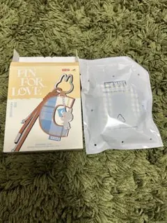 POPMART ラブブ PIN FOR LOVE イニシャルキーリング【 D 】