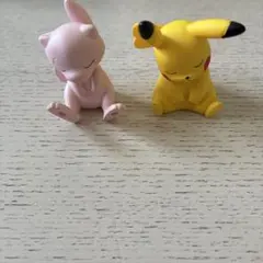 ポケモン 肩ズン Fig.4 ミュウ　ピカチュウ　2点