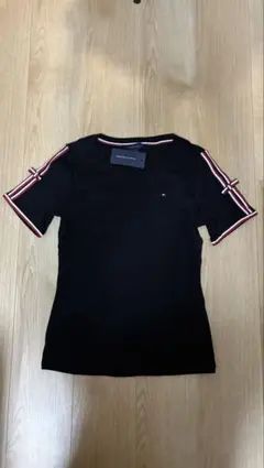 TOMMY HILFIGER 半袖 Tシャツ ブラックのサムネイル