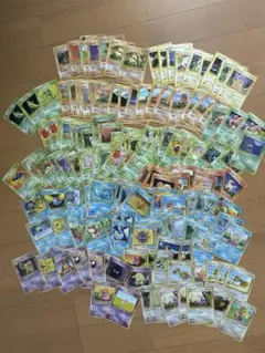当時品 旧裏 ポケモンカード 被り無し100枚まとめ売り＋おまけエネルギー 当時品 旧裏 ポケモンカード 被り無し100枚まとめ売り＋おまけ