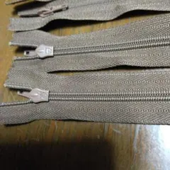 ブラウンファスナー 6本