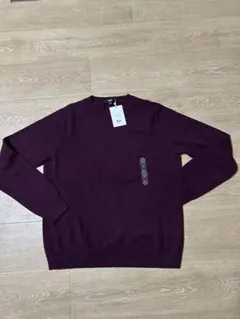 新品　UNIQLOユニクロ　カシミヤクルーネックセーター　レッド　バーガンディ