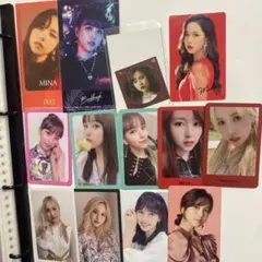 TWICEミナトレカステッカー