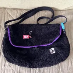 CHUMS ショルダーバッグ　チャーム付き