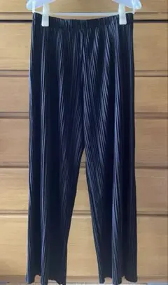 ストレートパンツ ワイドパンツ