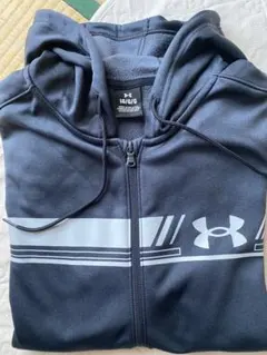 Under Armour パーカー LG/G