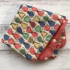 新品　大判ハンカチ　8重ガーゼ　カラフル蝶々　ハンドメイド　25✖️25