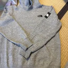 THE NORTH FACE ノースフェイス　スクエアロゴフーディー　パーカー