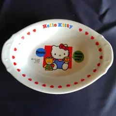 サンリオ　ハローキティ　カレー皿