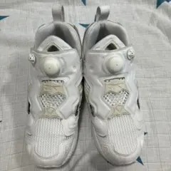 Reebok インスタポンプフューリー