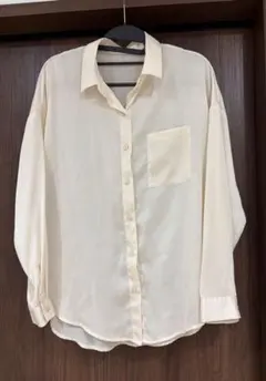 GU シアーオーバーサイズシャツ Ｓサイズ サテン
