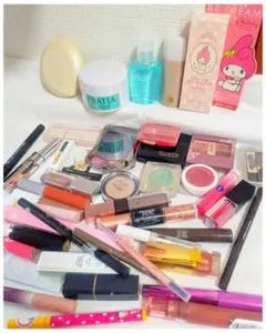 2025年最新】コスメまとめ売りの人気アイテム - メルカリ