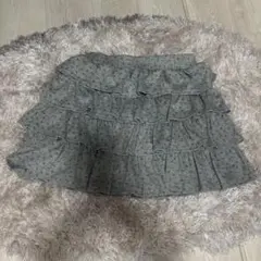 NICE CLAUP ナイスクラップ フリルスカート グレー 花柄のサムネイル