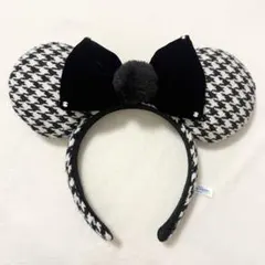 Item thumbnail for item 30e359fd-b7d5-41f6-884f-1ad1344d0238