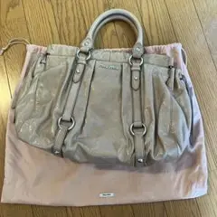 【値下げ交渉可】miu miu ベージュ ハンドバッグ