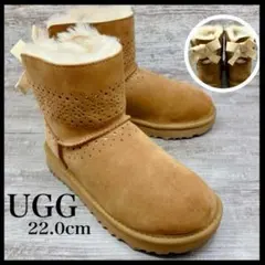 653【極美品】UGG ムートンブーツ キャメル ラリボン ヌバック22.0cmのサムネイル