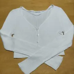 GU ホワイト Vネック カーディガン　Ｍ