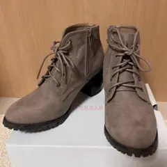 ♪レースアップブーツ　スウェード　ベージュ　Lサイズ
