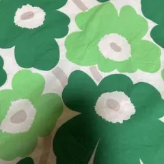 marimekko UNIKKO 緑色 綿生地 スカーフ傷や汚れ無し春先の季節に