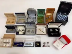 ネクタイピン、カフスセット