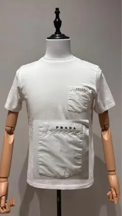 【美品】 プラダ　PRADA Tシャツ　Sサイズ ポケT メンズのサムネイル