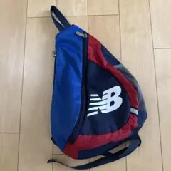 ニューバランス ワンショルダーバッグ　ボディバッグ　キッズのサムネイル