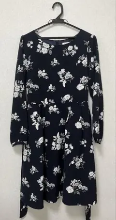 C.O.L.Z.A ネイビー花柄ワンピース Lサイズ