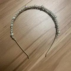 パール装飾 カチューシャ ゴールドカラーのサムネイル