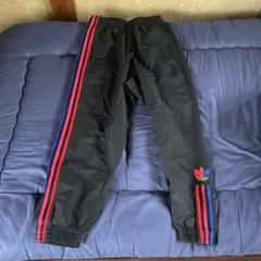 adidas トレフォイル 3ストライプ トラックパンツ