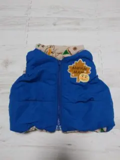 アンパンマン　リバーシブル　ベスト