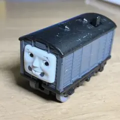 カプセルプラレール　顔付き貨車　モーター車　訳あり　トーマスシリーズ