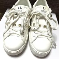 VALENTINO ロックスタッズ スニーカー ヴァレンティノのサムネイル