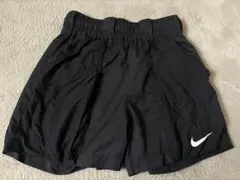 Nike ブラック ショートパンツ S