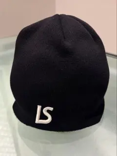 最終価格LUZ 黒のニット帽 LSロゴ刺繍