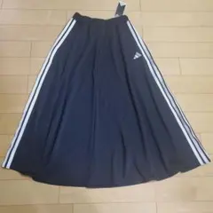 adidas アディダス スリーストライプス ロングフレアスカートのサムネイル