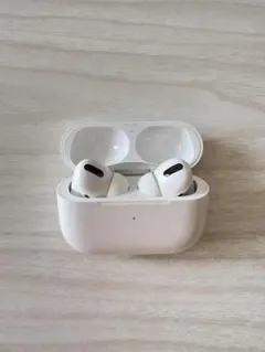 AirPods Pro 第一世代　本体 ホワイト 充電ケース付き