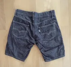 【美品 Levi ’s】ハーフデニムパンツ ブラック　薄手メンズw30のサムネイル