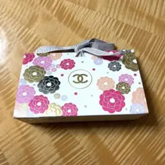 CHANELギフトボックス