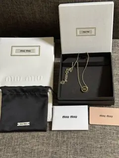 AMIRI ロゴ ネックレス 箱付 - メルカリ