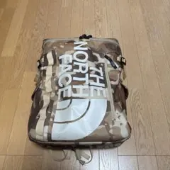 ノースフェイス ヒューズボックス30L　迷彩