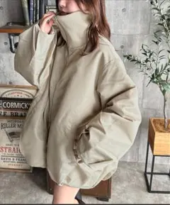 バルーンブルゾン