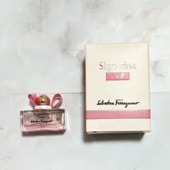 フェラガモ シニョリーナFerragamo Signorina