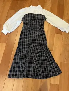 ロングワンピース（リボン付き）