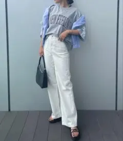 GU パッチポケットセミワイドジーンズ