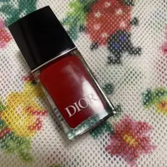 Dior ヴェルニ　999
