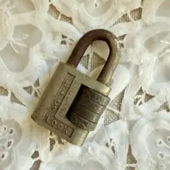 Item thumbnail for item a4319720-5b36-46b9-9e88-49da7ba5a895